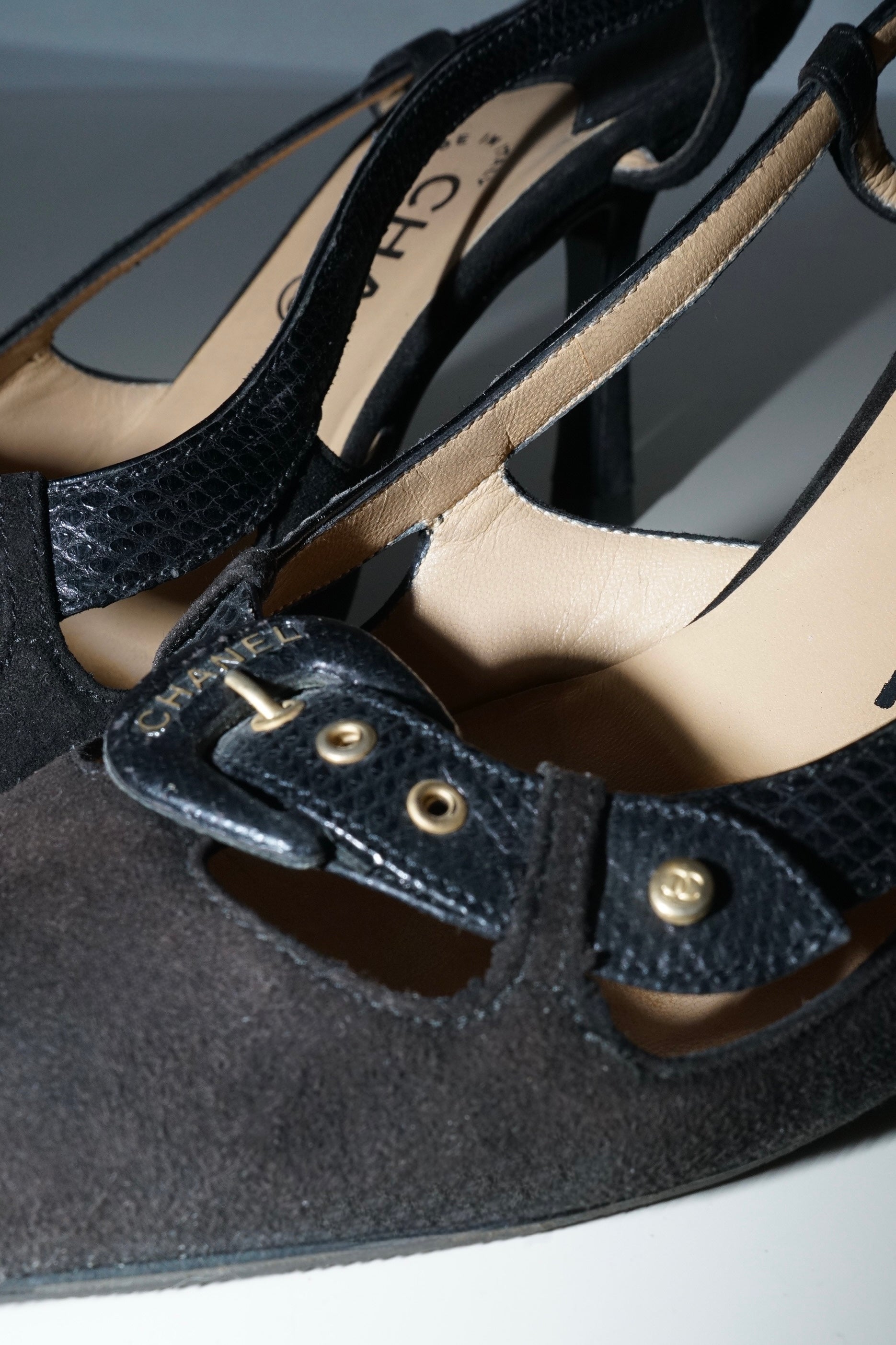 Chanel Black Suede Slingback Heels (37)