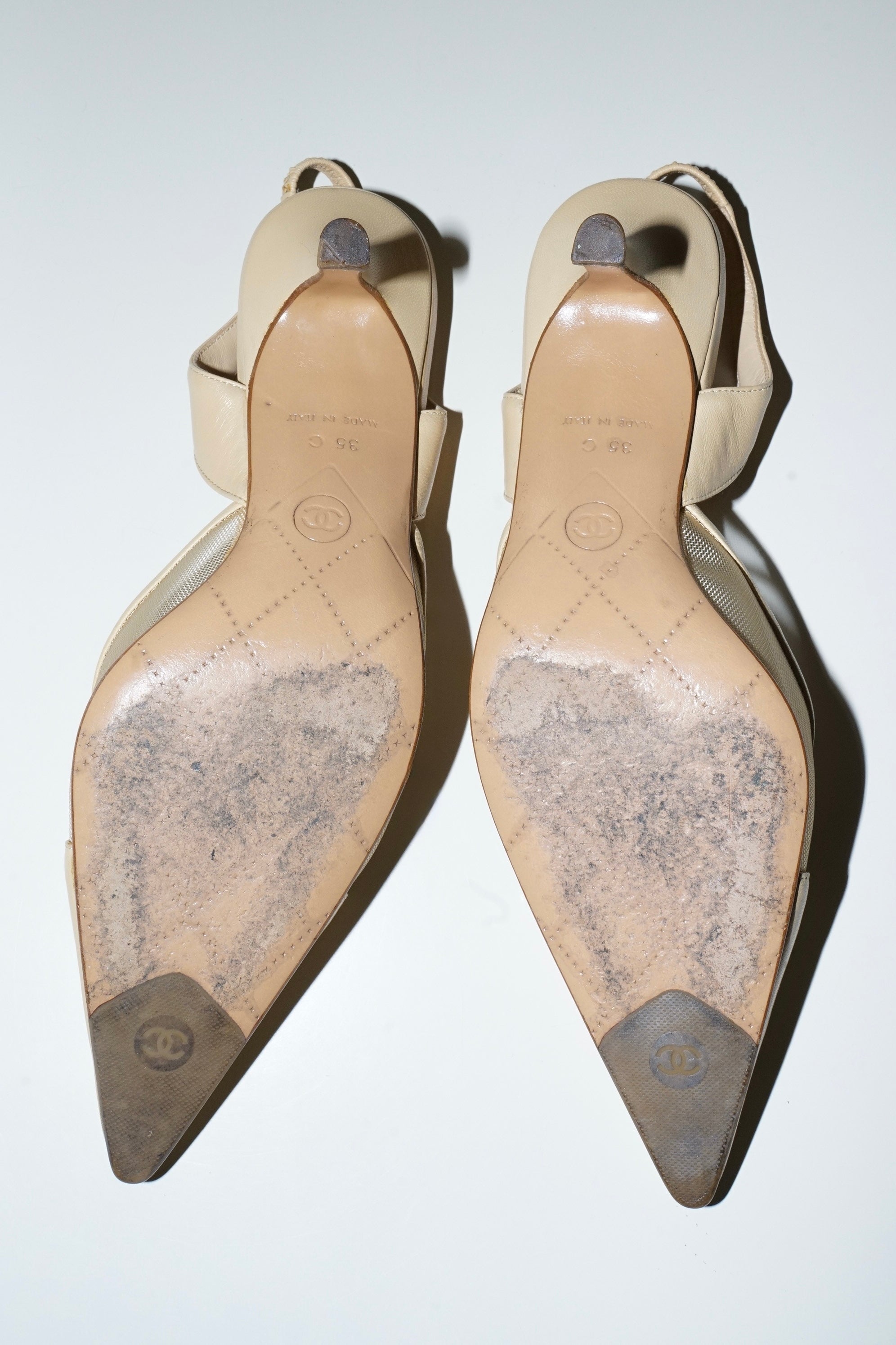 Chanel 2004 CC Beige Mesh & Leather Slingback Heels (35)
