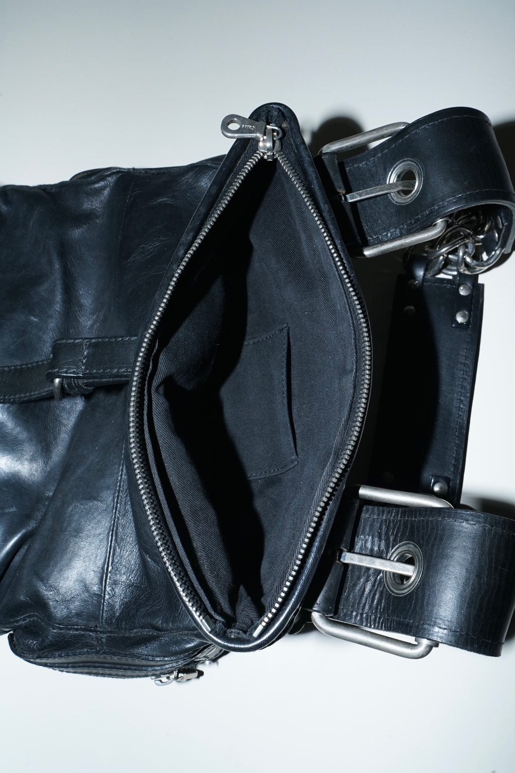 Chloé FW2003 Black Leather Chain Bag