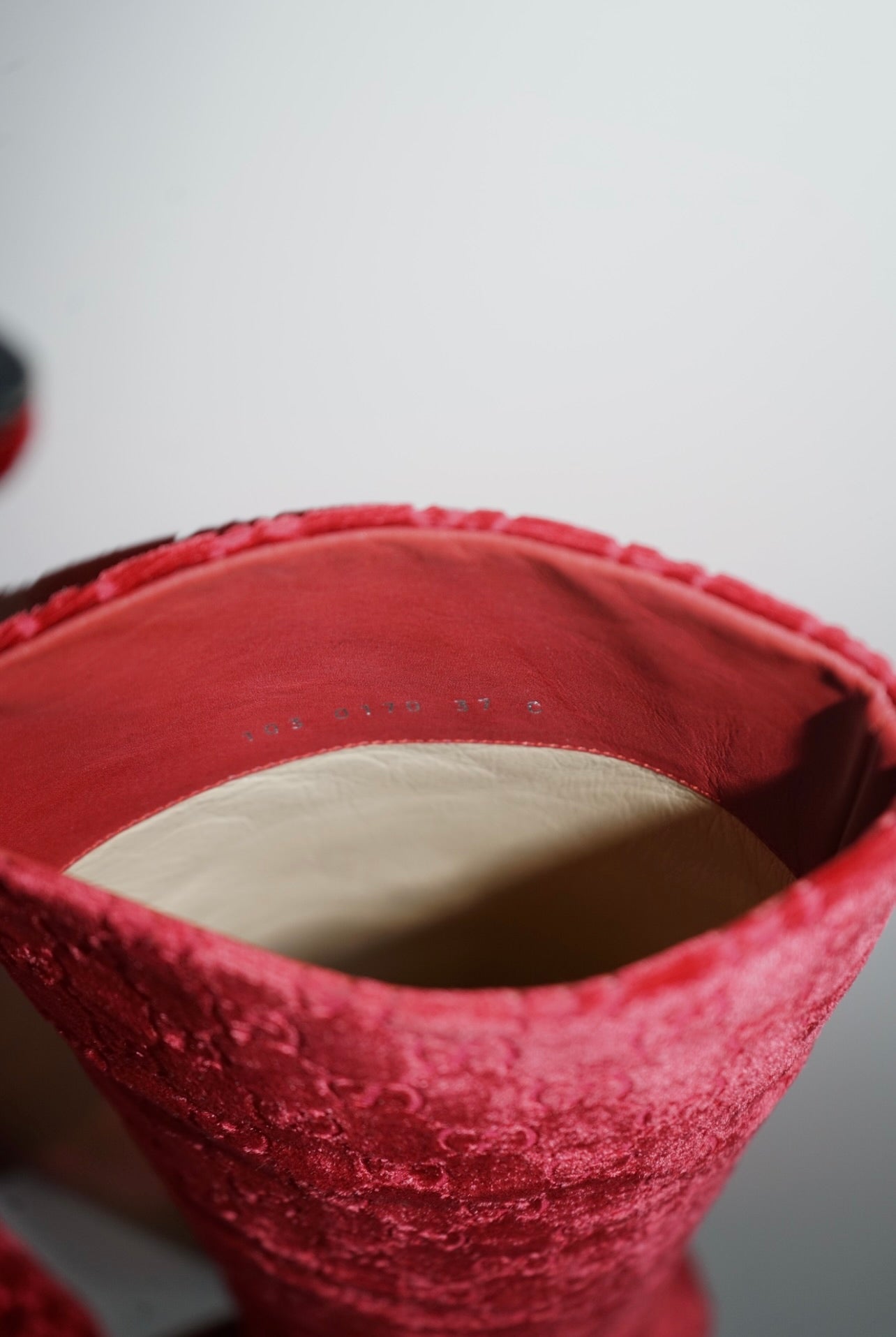 Gucci + Tom Ford FW1997 Red Velvet GG Monogram Boots (37)