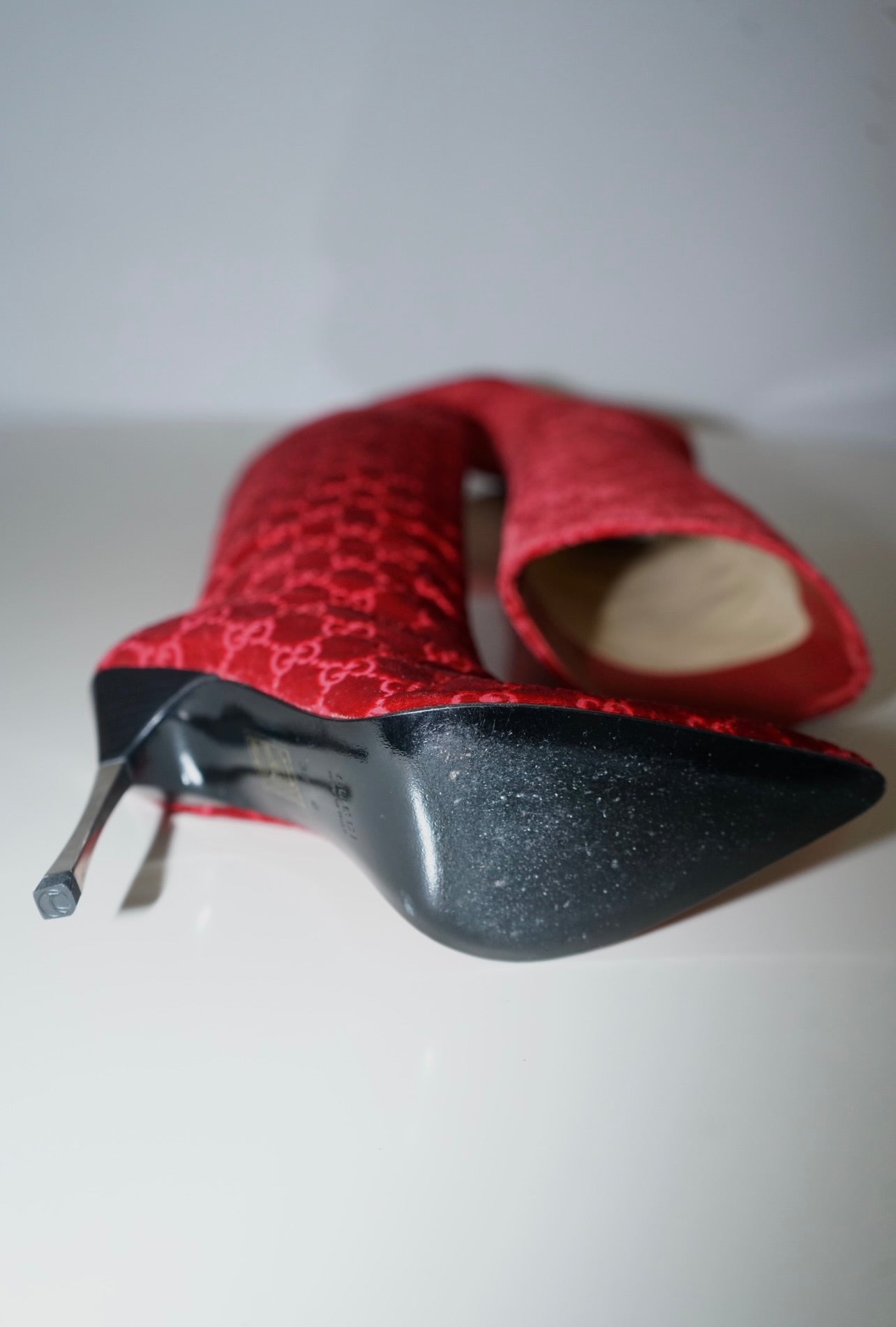 Gucci + Tom Ford FW1997 Red Velvet GG Monogram Boots (37)