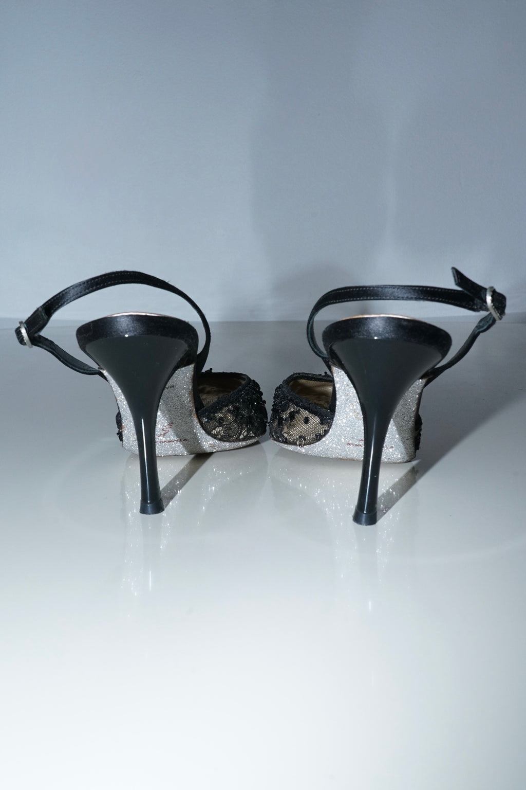 René Caovilla Black Lace Crystal Embellished Slingback Heels (35.5)