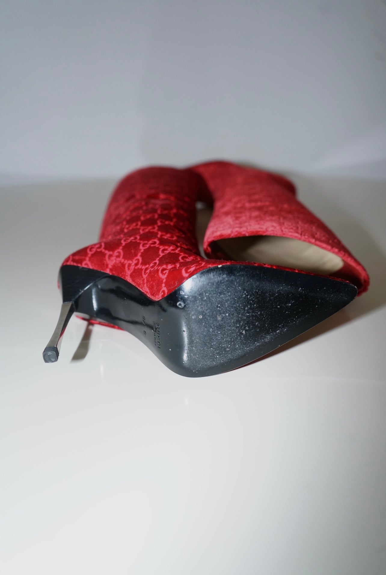 Gucci + Tom Ford FW1997 Red Velvet GG Monogram Boots (37)